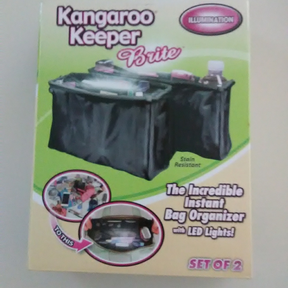 Kangaroo Brite purse organizer